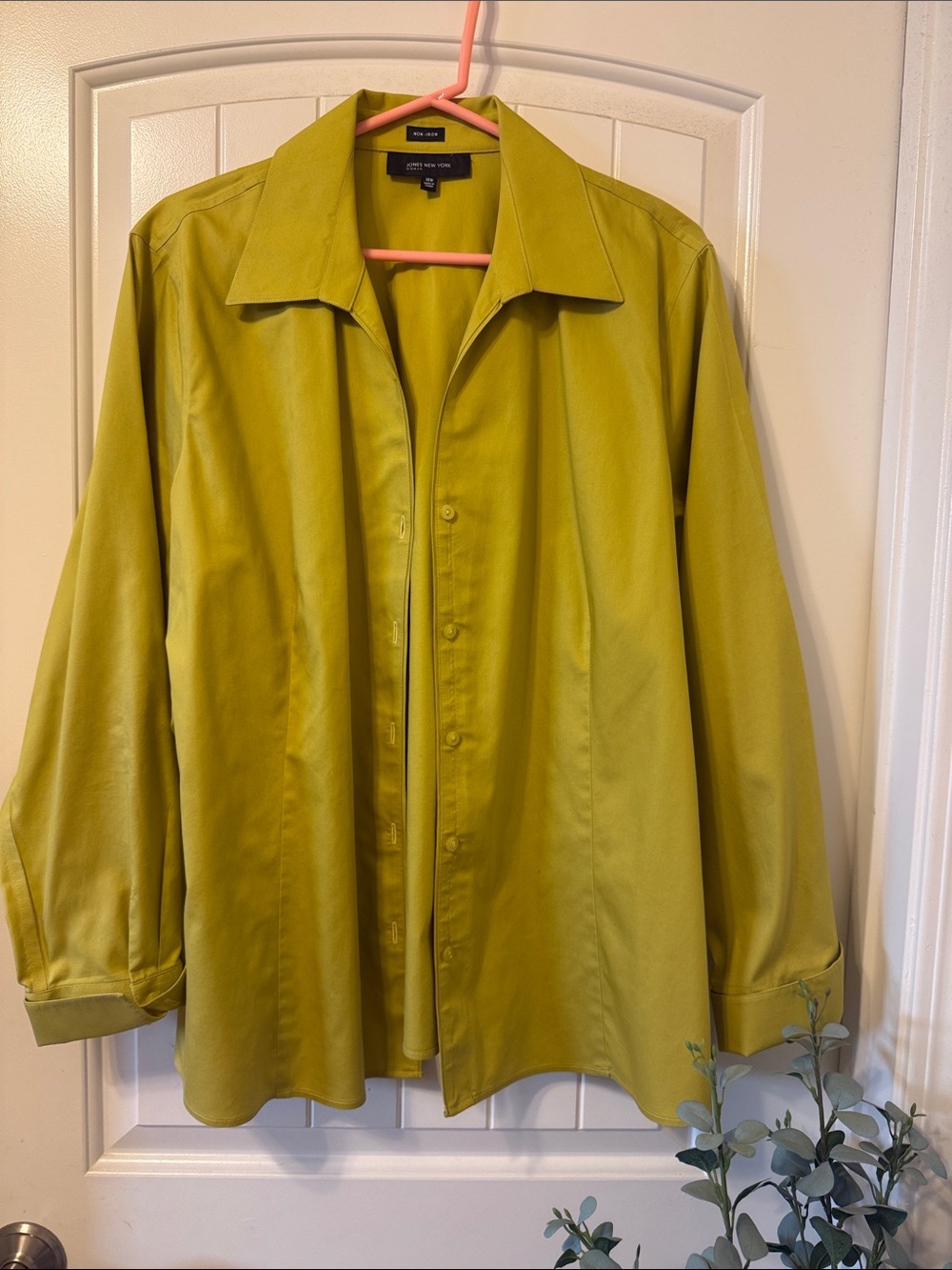 Jones New York Lime Green Satin Button-Down Shirt